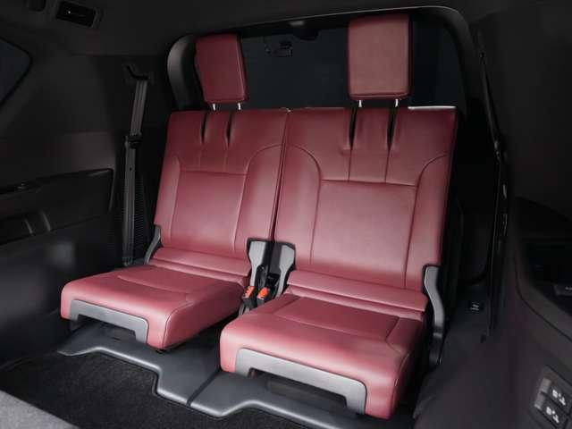 ＬＸ ＬＸ６００　ＵＮＩＶＥＲＳＡＬＤＥＳＩＧＮカスタム（前後エアロ／Ｒウイング／２４ｉｎホイール）／Ｆスポーツ仕様（新品純正部品）／１オーナー車／禁煙／屋内保管／Ｒエンター／ワイヤレス充電／Ｐバックドア／ＥＴＣ２．０（24枚目）