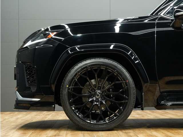 ＬＸ ＬＸ６００　ＵＮＩＶＥＲＳＡＬＤＥＳＩＧＮカスタム（前後エアロ／Ｒウイング／２４ｉｎホイール）／Ｆスポーツ仕様（新品純正部品）／１オーナー車／禁煙／屋内保管／Ｒエンター／ワイヤレス充電／Ｐバックドア／ＥＴＣ２．０（30枚目）