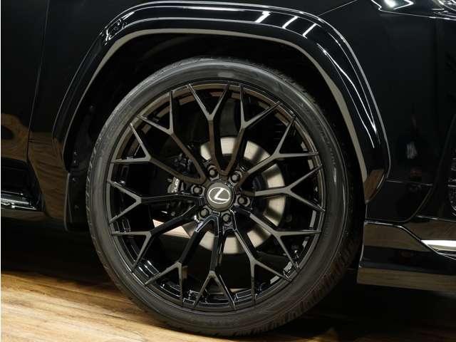 ＬＸ ＬＸ６００　ＵＮＩＶＥＲＳＡＬＤＥＳＩＧＮカスタム（前後エアロ／Ｒウイング／２４ｉｎホイール）／Ｆスポーツ仕様（新品純正部品）／１オーナー車／禁煙／屋内保管／Ｒエンター／ワイヤレス充電／Ｐバックドア／ＥＴＣ２．０（52枚目）