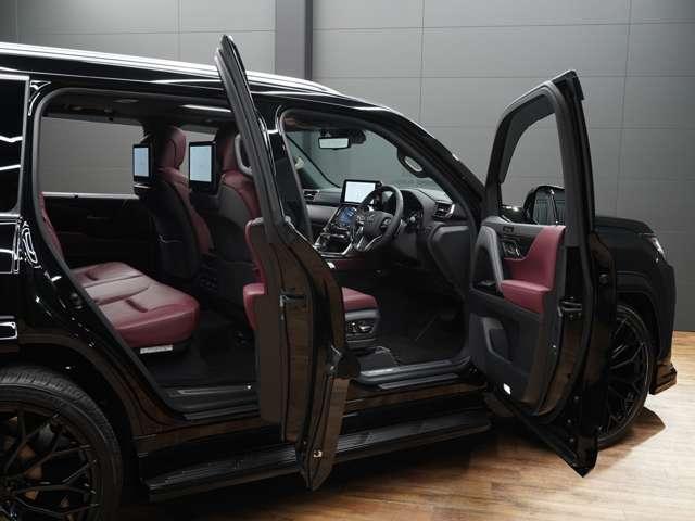 ＬＸ ＬＸ６００　ＵＮＩＶＥＲＳＡＬＤＥＳＩＧＮカスタム（前後エアロ／Ｒウイング／２４ｉｎホイール）／Ｆスポーツ仕様（新品純正部品）／１オーナー車／禁煙／屋内保管／Ｒエンター／ワイヤレス充電／Ｐバックドア／ＥＴＣ２．０（68枚目）