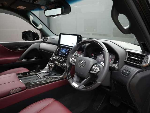 ＬＸ ＬＸ６００　ＵＮＩＶＥＲＳＡＬＤＥＳＩＧＮカスタム（前後エアロ／Ｒウイング／２４ｉｎホイール）／Ｆスポーツ仕様（新品純正部品）／１オーナー車／禁煙／屋内保管／Ｒエンター／ワイヤレス充電／Ｐバックドア／ＥＴＣ２．０（72枚目）