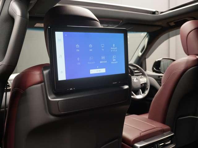 ＬＸ ＬＸ６００　ＵＮＩＶＥＲＳＡＬＤＥＳＩＧＮカスタム（前後エアロ／Ｒウイング／２４ｉｎホイール）／Ｆスポーツ仕様（新品純正部品）／１オーナー車／禁煙／屋内保管／Ｒエンター／ワイヤレス充電／Ｐバックドア／ＥＴＣ２．０（77枚目）