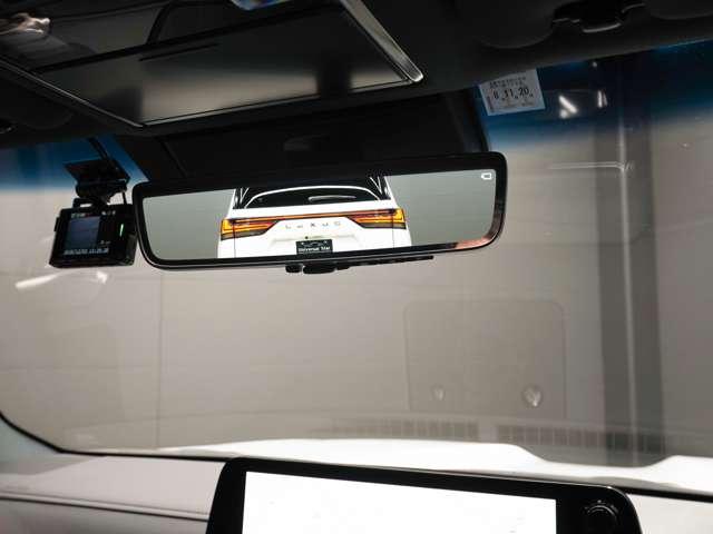 ＬＸ ＬＸ６００　ＵＮＩＶＥＲＳＡＬＤＥＳＩＧＮ２４インチホイール／１オーナー車／禁煙車／屋内保管車／マクレビ／Ｒエンター／モデリスタエアロ＆ステップ／グリルＢＬＫ仕様／本革／ＳＲ／デジタルミラー／Ｐバックドア／ＥＴＣ（8枚目）