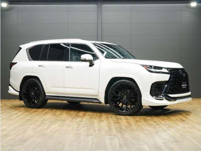 ＬＸ ＬＸ６００　ＵＮＩＶＥＲＳＡＬＤＥＳＩＧＮ２４インチホイール／１オーナー車／禁煙車／屋内保管車／マクレビ／Ｒエンター／モデリスタエアロ＆ステップ／グリルＢＬＫ仕様／本革／ＳＲ／デジタルミラー／Ｐバックドア／ＥＴＣ（13枚目）