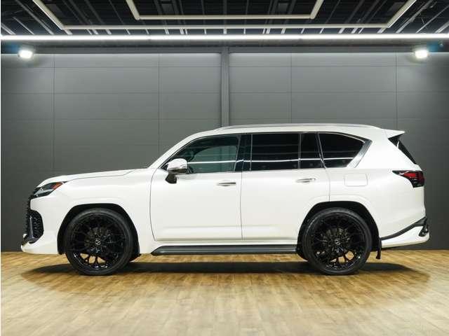 ＬＸ ＬＸ６００　ＵＮＩＶＥＲＳＡＬＤＥＳＩＧＮ２４インチホイール／１オーナー車／禁煙車／屋内保管車／マクレビ／Ｒエンター／モデリスタエアロ＆ステップ／グリルＢＬＫ仕様／本革／ＳＲ／デジタルミラー／Ｐバックドア／ＥＴＣ（30枚目）