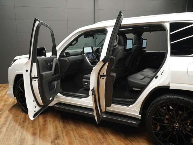 ＬＸ ＬＸ６００　ＵＮＩＶＥＲＳＡＬＤＥＳＩＧＮ２４インチホイール／１オーナー車／禁煙車／屋内保管車／マクレビ／Ｒエンター／モデリスタエアロ＆ステップ／グリルＢＬＫ仕様／本革／ＳＲ／デジタルミラー／Ｐバックドア／ＥＴＣ（62枚目）