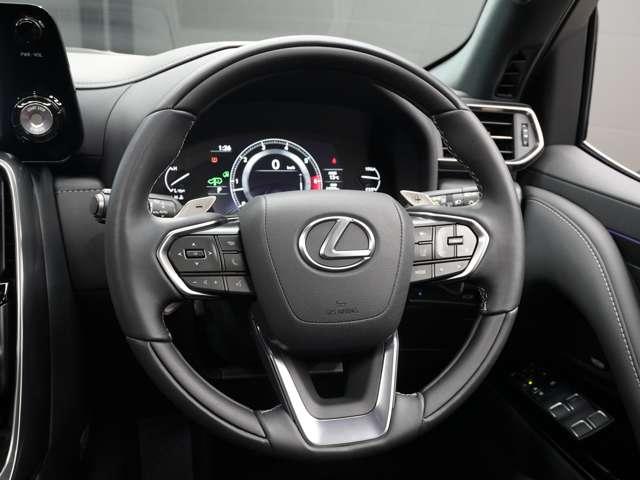 ＬＸ ＬＸ６００　ＵＮＩＶＥＲＳＡＬＤＥＳＩＧＮ２４インチホイール／１オーナー車／禁煙車／屋内保管車／マクレビ／Ｒエンター／モデリスタエアロ＆ステップ／グリルＢＬＫ仕様／本革／ＳＲ／デジタルミラー／Ｐバックドア／ＥＴＣ（69枚目）