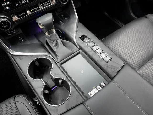 ＬＸ ＬＸ６００　ＵＮＩＶＥＲＳＡＬＤＥＳＩＧＮ２４インチホイール／１オーナー車／禁煙車／屋内保管車／マクレビ／Ｒエンター／モデリスタエアロ＆ステップ／グリルＢＬＫ仕様／本革／ＳＲ／デジタルミラー／Ｐバックドア／ＥＴＣ（71枚目）