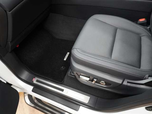 ＬＸ ＬＸ６００　ＵＮＩＶＥＲＳＡＬＤＥＳＩＧＮ２４インチホイール／１オーナー車／禁煙車／屋内保管車／マクレビ／Ｒエンター／モデリスタエアロ＆ステップ／グリルＢＬＫ仕様／本革／ＳＲ／デジタルミラー／Ｐバックドア／ＥＴＣ（75枚目）