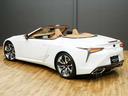 ＬＣ５００　コンバーチブル　令和５年後期モデル／走行２０００キロ／１オーナー車／禁煙車／屋内保管車／マークレビンソン／純正ＯＰ２１インチ鍛造ホイール／茶本革シート（冷温機能付）／アルカンターラメーターフード／ＨＵＤ／ＥＴＣ２．０（30枚目）
