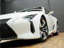 ＬＣ５００　コンバーチブル　令和５年後期モデル／走行２０００キロ／１オーナー車／禁煙車／屋内保管車／マークレビンソン／純正ＯＰ２１インチ鍛造ホイール／茶本革シート（冷温機能付）／アルカンターラメーターフード／ＨＵＤ／ＥＴＣ２．０（35枚目）