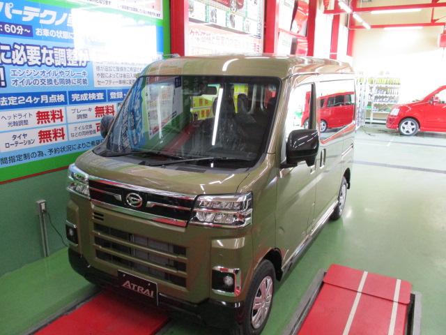 ダイハツ アトレー ｘ 新車未登録 アトレーバンｘオフビートカーキメタリック スマートキー プッシュスタートの中古車 グーネット中古車