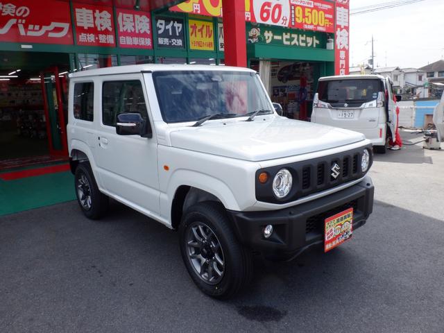 ジムニー ＸＣ　届出済未使用　オートマ　スズキセーフティーサポート　パールホワイト　衝突軽減ブレーキ　４速オートマチック　パートタイム４ＷＤ　スマートキープッシュスタート　ＬＥＤヘッドライト　シートヒーター　カスタムベースフルノーマル（6枚目）