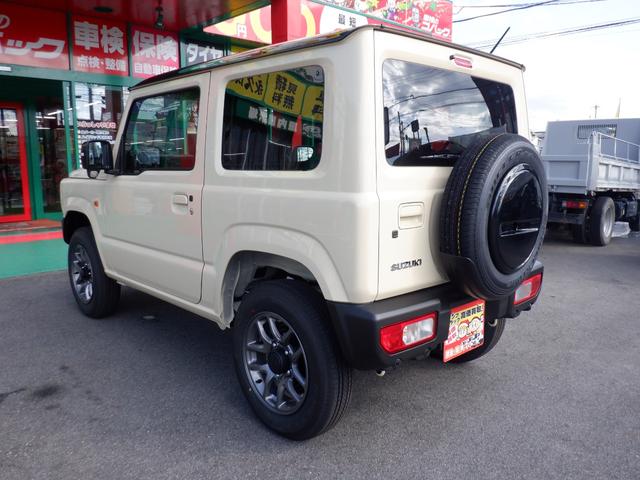 ジムニー ＸＣ　ＡＴ　４ＷＤ　２トーンルーフ　カスタマイズベース　届出済未使用車　ＸＣグレード　シフォンアイボリーメタリック２トーン　４速オートマチック　４ＷＤ　どノーマル　ＬＥＤヘッド＆フォグ　スマートキープッシュスタート（26枚目）