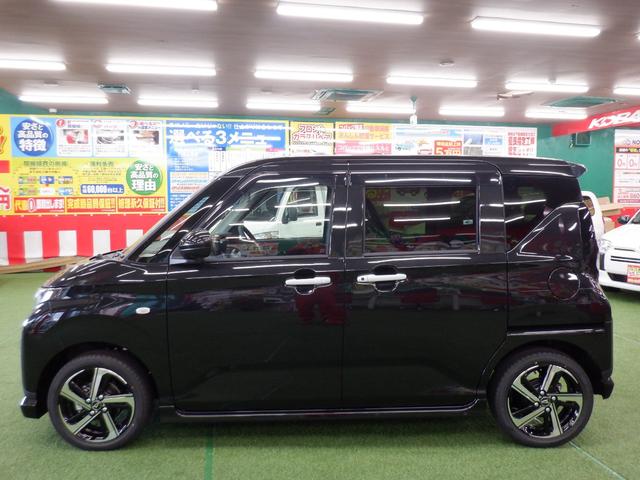 ムーヴ RS ターボ 2WD CVT 9インチディスプレイオーディオ 届済未使用車 パノラマモニター 9インチディスプレイオーディオ フロアマット サイドバイザー USB&HDMI シートヒーター 電動パーキング(5枚目)