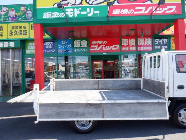 アトラストラック アーム式パワーゲート新明和　平床２ｔ　４ナンバー　荷台床縞鉄　茨木県産ワンオーナー自社下取車　５ＭＴ　２ＷＤ　新明和パワーゲートアーム式　左電格ミラー　荷台床縞鋼板鉄板貼　ＮＯＸ／ＰＭ対策地域外　レザー調シートカバー　ＥＴＣ　新タイヤ交換（38枚目）