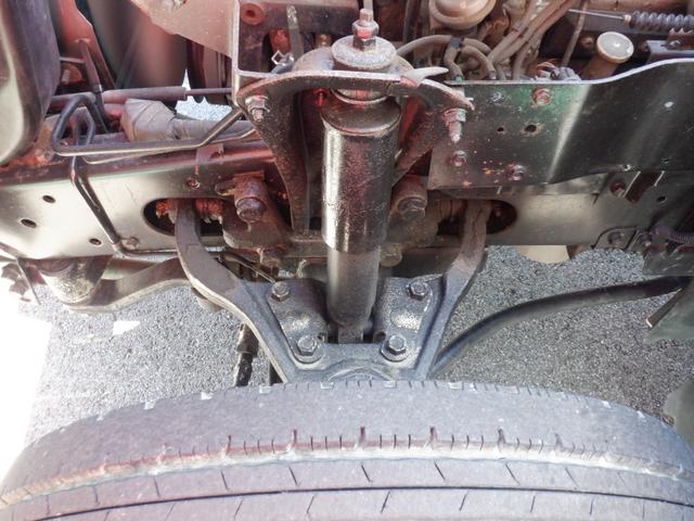 アトラストラック アーム式パワーゲート新明和　平床２ｔ　４ナンバー　荷台床縞鉄　茨木県産ワンオーナー自社下取車　５ＭＴ　２ＷＤ　新明和パワーゲートアーム式　左電格ミラー　荷台床縞鋼板鉄板貼　ＮＯＸ／ＰＭ対策地域外　レザー調シートカバー　ＥＴＣ　新タイヤ交換（51枚目）