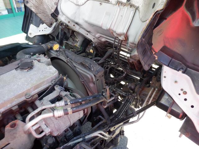 アトラストラック アーム式パワーゲート新明和　平床２ｔ　４ナンバー　荷台床縞鉄　茨木県産ワンオーナー自社下取車　５ＭＴ　２ＷＤ　新明和パワーゲートアーム式　左電格ミラー　荷台床縞鋼板鉄板貼　ＮＯＸ／ＰＭ対策地域外　レザー調シートカバー　ＥＴＣ　新タイヤ交換（55枚目）