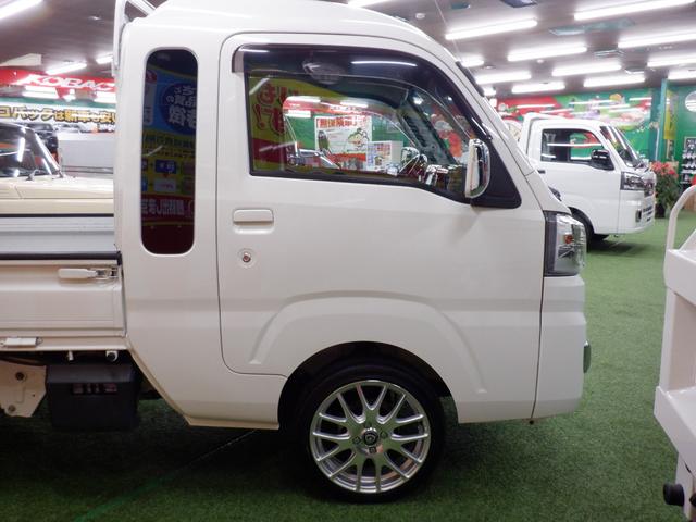 ハイゼットトラック ジャンボ 4AT ナビTVバックカメラETC ブラウン&木目 奈良県産ワンオーナー2WD オートマ レザー調ブラウンシートカバー&キャビンラゲッジ 木目コンビステアリング&木目インパネ 社外アルミ キーレスキー LEDヘッド&フォグ メッキミラーカバー(22枚目)