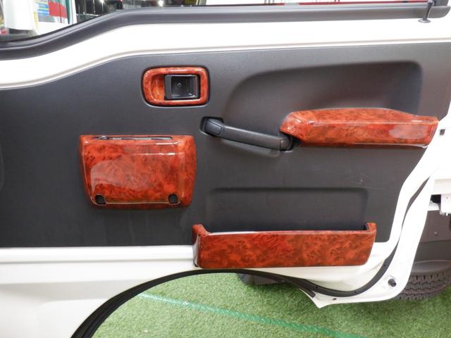 ハイゼットトラック ジャンボ 4AT ナビTVバックカメラETC ブラウン&木目 奈良県産ワンオーナー2WD オートマ レザー調ブラウンシートカバー&キャビンラゲッジ 木目コンビステアリング&木目インパネ 社外アルミ キーレスキー LEDヘッド&フォグ メッキミラーカバー(23枚目)