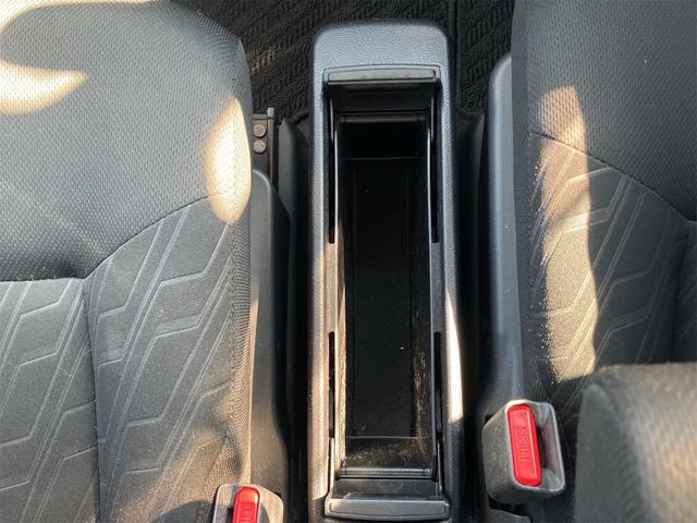 タンク カスタムＧ－Ｔ　両側電動スライドドア　フルセグナビ　バックカメラ　Ｂｌｕｅｔｏｏｔｈ接続　１５インチアルミホイール　クルーズコントロール　ＥＴＣ　アイドリングストップ　オートライト　プッシュスタート　スペアキー有（30枚目）