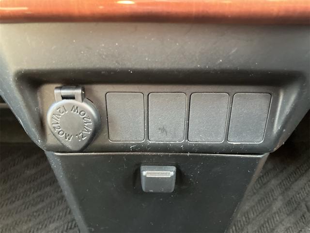 タンク カスタムＧ－Ｔ　両側電動スライドドア　フルセグナビ　バックカメラ　Ｂｌｕｅｔｏｏｔｈ接続　１５インチアルミホイール　クルーズコントロール　ＥＴＣ　アイドリングストップ　オートライト　プッシュスタート　スペアキー有（31枚目）