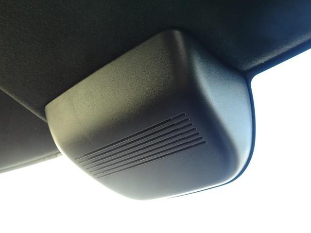 Ｎ－ＢＯＸカスタム 現行ターボコーディネートスタイル白黒ツートンホンダセンシング　９インチＴＶナビ・パールホワイト＆ブラックルーツ・シートヒーター付フルレザー調シート・両側電動スライド・シートバックテーブル・レザーステアリング・バックカメラ・オートクルーズ・ドラコ・ＬＥＤフォグ（33枚目）