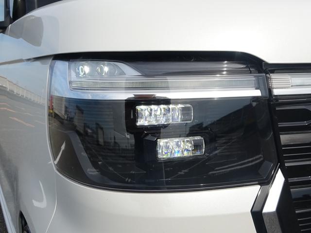 Ｎ－ＢＯＸカスタム ターボ白黒ツートンカラー９型ナビ全方位カメラ１７インチ車高調　・ＯＰ全方位カメラ・９インチＴＶナビ・車高調・１７インチワイドホイル・ワイドフェンダー加工・シートヒーター付ハーフレザー調シート・シートバックテーブル・両側電動スライド・電子パーキング・ドラレコ（11枚目）