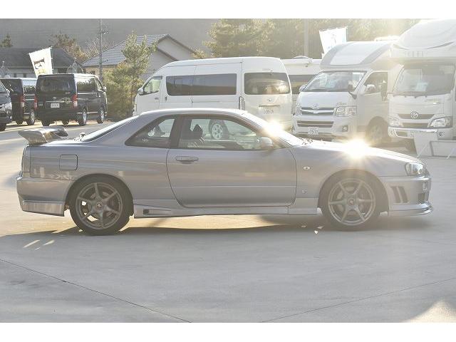 25GTターボ 純正5速マニュアル TEIN車高調 ブリッツブーストコントローラー 3連メーター ブローオフバルブ 柿本マフラー 可変マフラー GT-R用18インチAW(8枚目)