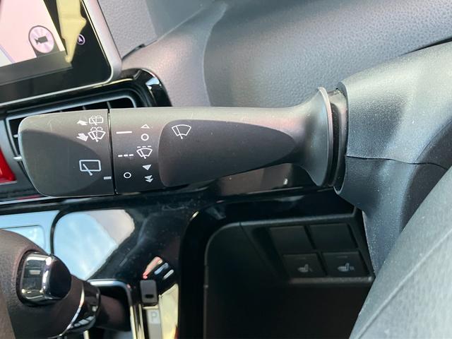 タント カスタムＸ　１４インチアルミホイール　大型エアロバンパー　フルＬＥＤヘッドランプ　オート格納式カラードドアミラー　両側パワースライドドア　キーフリーシステム　プッシュボタンスタート（6枚目）