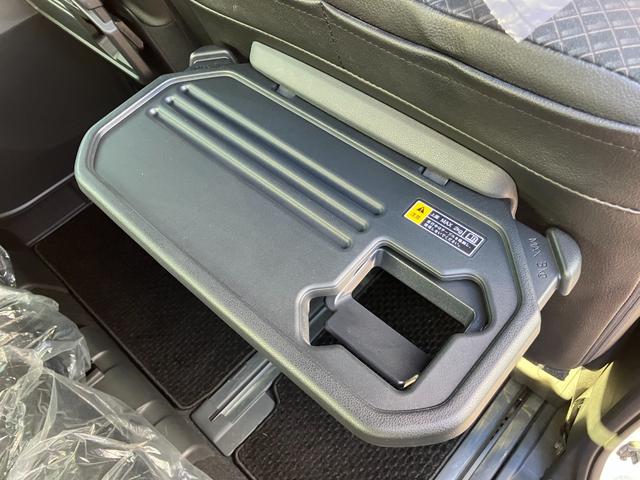 タント カスタムＸ　１４インチアルミホイール　大型エアロバンパー　フルＬＥＤヘッドランプ　オート格納式カラードドアミラー　両側パワースライドドア　キーフリーシステム　プッシュボタンスタート（8枚目）