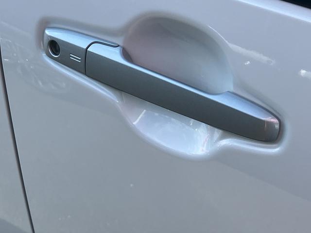 タント カスタムＸ　１４インチアルミホイール　大型エアロバンパー　フルＬＥＤヘッドランプ　オート格納式カラードドアミラー　両側パワースライドドア　キーフリーシステム　プッシュボタンスタート（39枚目）