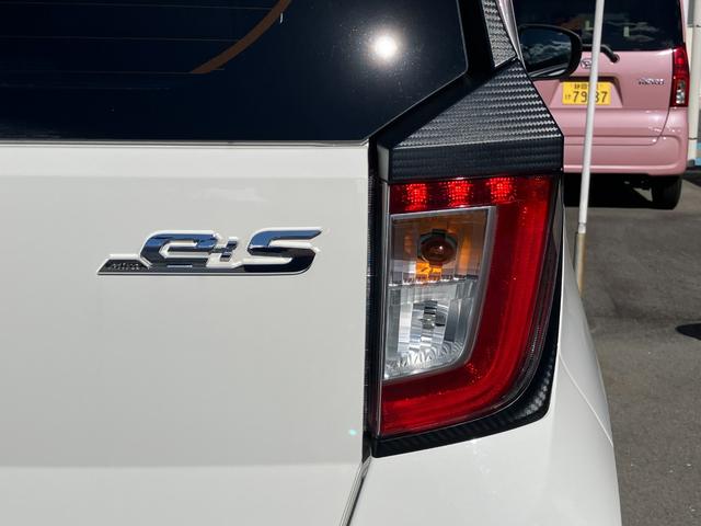 ミライース X SAIII 14インチフルホイールキャップ LEDヘッドランプ 電動格納式(カラード)ドアミラー 自発光式デジタルメーターブルーイルミネーションメーター マニュアルエアコン(ダイヤル式) キーレスエントリー(24枚目)