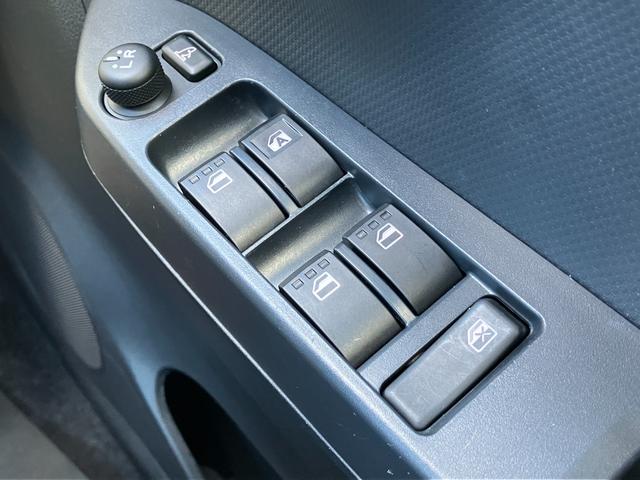 ミライース X SAIII 14インチフルホイールキャップ LEDヘッドランプ 電動格納式(カラード)ドアミラー 自発光式デジタルメーターブルーイルミネーションメーター マニュアルエアコン(ダイヤル式) キーレスエントリー(30枚目)