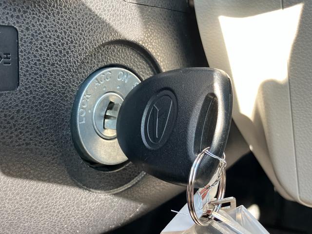 ミライース X SAIII 14インチフルホイールキャップ LEDヘッドランプ 電動格納式(カラード)ドアミラー 自発光式デジタルメーターブルーイルミネーションメーター マニュアルエアコン(ダイヤル式) キーレスエントリー(31枚目)