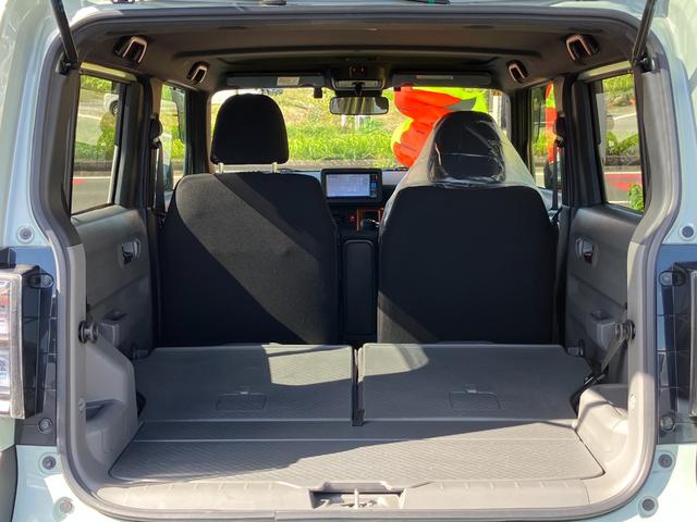 タフト Gターボ 15インチアルミホイール オートレベリング機能付フルLEDヘッドランプ LEDフォグランプ 本革巻ステアリングホイール 本革巻インパネセンターシフト TFTカラーマルチインフォメーションディスプレイ(16枚目)