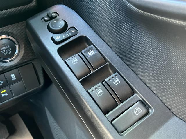 タフト Gターボ 15インチアルミホイール オートレベリング機能付フルLEDヘッドランプ LEDフォグランプ 本革巻ステアリングホイール 本革巻インパネセンターシフト TFTカラーマルチインフォメーションディスプレイ(37枚目)