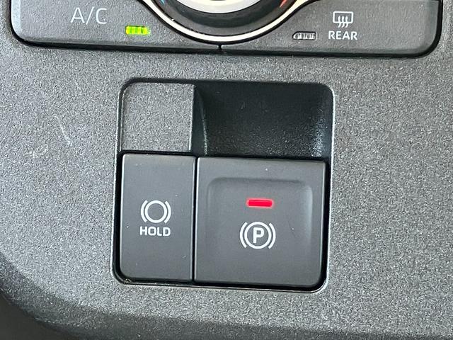 ムーヴキャンバス ストライプスＧ　１４インチフルホイールキャップ　ＬＥＤヘッドランプ　ＬＥＤフォグランプ　ホっとカップホルダー　両側パワースライドドア　キーフリーシステム　プッシュボタンスタート　ＵＶカットガラス（15枚目）