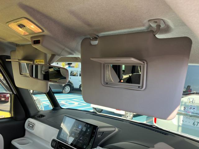 ムーヴキャンバス ストライプスＧ　１４インチフルホイールキャップ　ＬＥＤヘッドランプ　ＬＥＤフォグランプ　ホっとカップホルダー　両側パワースライドドア　キーフリーシステム　プッシュボタンスタート　ＵＶカットガラス（29枚目）