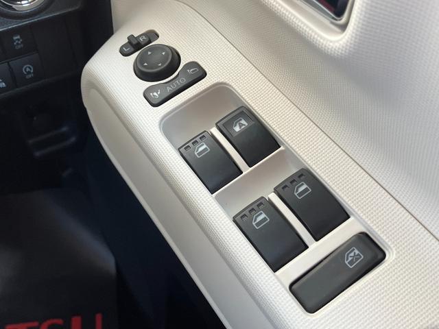 ムーヴキャンバス ストライプスＧ　１４インチフルホイールキャップ　ＬＥＤヘッドランプ　ＬＥＤフォグランプ　ホっとカップホルダー　両側パワースライドドア　キーフリーシステム　プッシュボタンスタート　ＵＶカットガラス（35枚目）