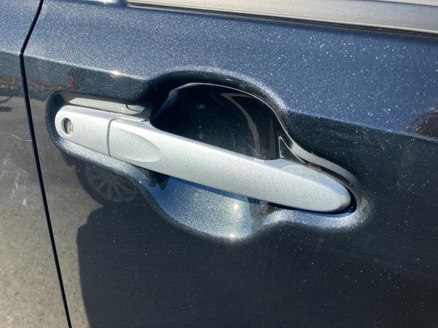 ミライース Ｌ　ＳＡＩＩＩ　１３インチフルホイールキャップ　マルチリフレクターハロゲンヘッドランプ　可倒式ドアミラー　自発光式デジタルメーターアンバーイルミネーションメーター　マニュアルエアコン（ダイヤル式）　キーレスエントリー（12枚目）