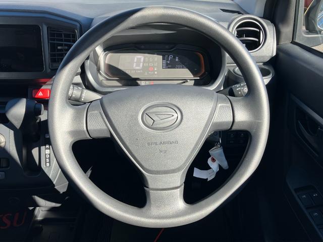 ミライース Ｌ　ＳＡＩＩＩ　１３インチフルホイールキャップ　マルチリフレクターハロゲンヘッドランプ　可倒式ドアミラー　自発光式デジタルメーターアンバーイルミネーションメーター　マニュアルエアコン（ダイヤル式）　キーレスエントリー（16枚目）