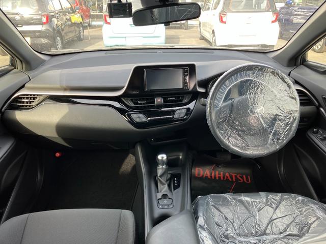 �S�ԁA�����E�����Ȏԗ����J���e�t���B���S����������ƖڂɌ�����`�ł��񋟂������܂��B