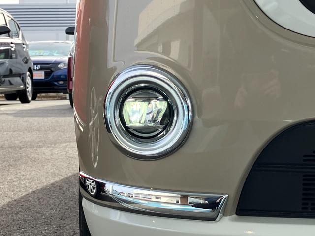 ムーヴキャンバス ＧメイクアップＶＳ　ＳＡＩＩＩ　１４インチフルホイールキャップ　ＬＥＤヘッドランプ　キーフリーシステム　両側パワースライドドア　オートエアコン（プッシュ式）　オートライト　置きラクボックス（12枚目）