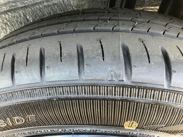 ムーヴキャンバス ストライプスＧターボ　１４インチフルホイールキャップ　ＬＥＤヘッドランプ　ＬＥＤフォグランプ　ホっとカップホルダー　両側パワースライドドア　キーフリーシステム　プッシュボタンスタート　ＵＶカットガラス（3枚目）