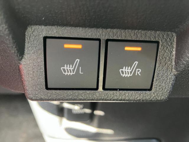 ムーヴキャンバス ストライプスＧターボ　１４インチフルホイールキャップ　ＬＥＤヘッドランプ　ＬＥＤフォグランプ　ホっとカップホルダー　両側パワースライドドア　キーフリーシステム　プッシュボタンスタート　ＵＶカットガラス（14枚目）