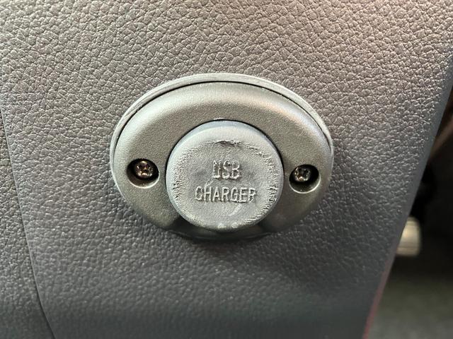 ���[�ԑO�ɂ́A�@��P�Q�����_�������̓_�������{�������܂��B�v���̐����X�^�b�t���_��������̂ŁA���S���Ē��ÎԂɂ���肢�������܂��B