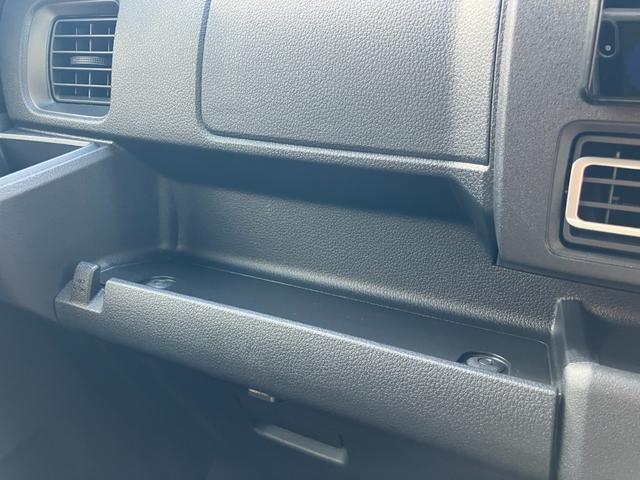 �S�ԁA�����E�����Ȏԗ����J���e�t���B���S����������ƖڂɌ�����`�ł��񋟂������܂��B