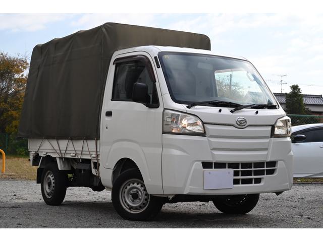 ハイゼットトラック スタンダード　ユーザー買取　幌付き　５速マニュアル車　ＥＴＣ　キー２本　走行３３５２５ｋｍ　エアコン　パワステ　チューナー　幌車　車検２年受渡（3枚目）