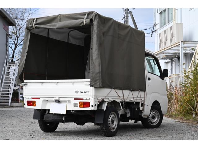 ハイゼットトラック スタンダード　ユーザー買取　幌付き　５速マニュアル車　ＥＴＣ　キー２本　走行３３５２５ｋｍ　エアコン　パワステ　チューナー　幌車　車検２年受渡（7枚目）